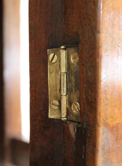 Authentique Petite Panetière en Noyer, époque Louis Philippe – Milieu XIXe