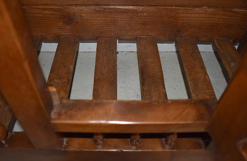 Authentique Petite Panetière en Noyer, époque Louis Philippe – Milieu XIXe