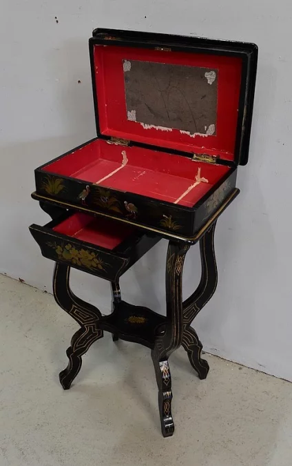 NAPOLEON III PERIOD WORKBOX