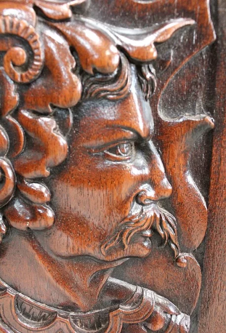 GABINETE ESTILO RENACIMIENTO