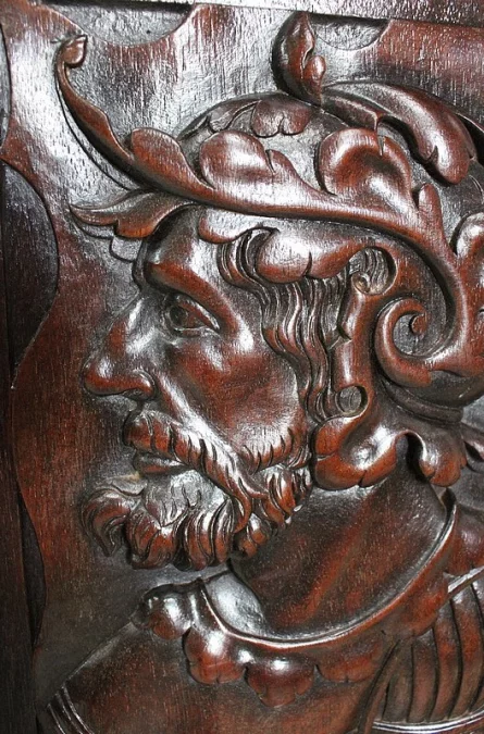 GABINETE ESTILO RENACIMIENTO