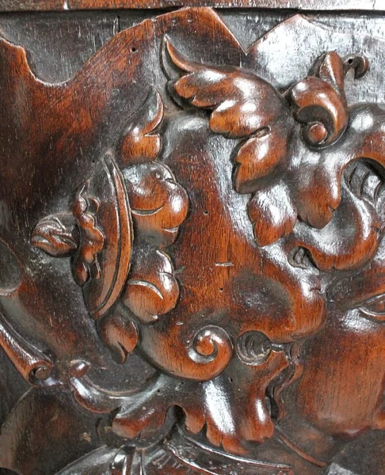 GABINETE ESTILO RENACIMIENTO