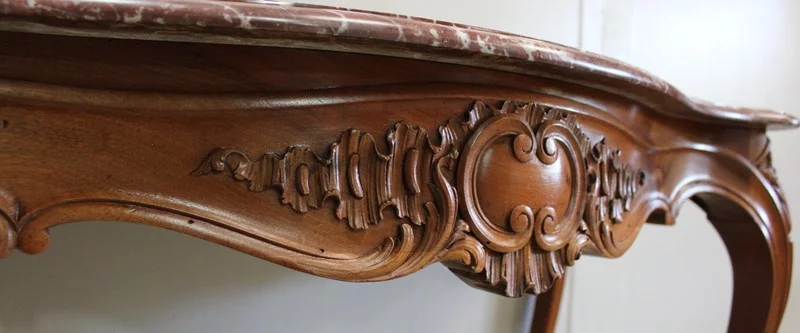 TABELLA DELLA CONSOLLE IN STILE LOUIS XV