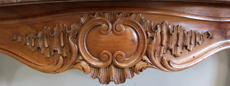 TABELLA DELLA CONSOLLE IN STILE LOUIS XV