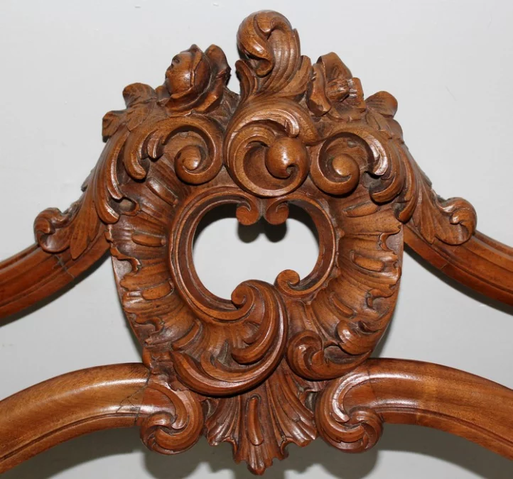 TABELLA DELLA CONSOLLE IN STILE LOUIS XV