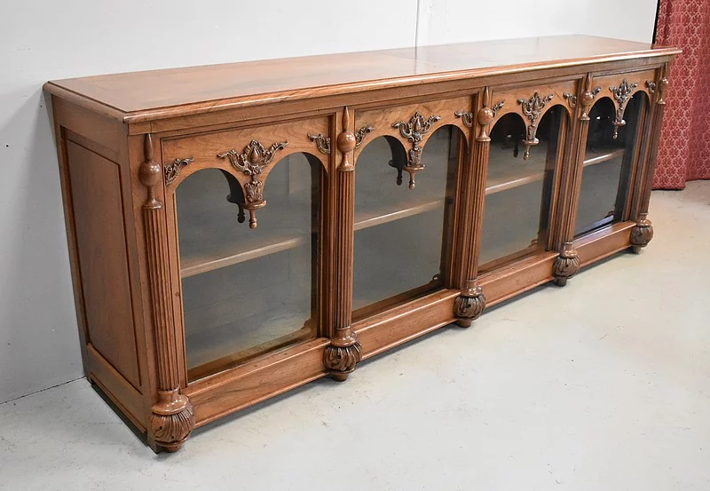 APARADOR ESTILO RENACIMIENTO