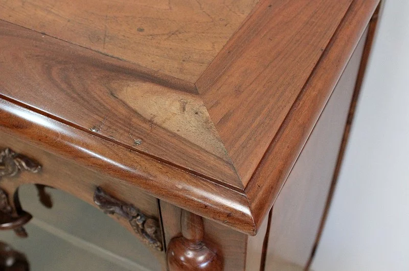 APARADOR ESTILO RENACIMIENTO