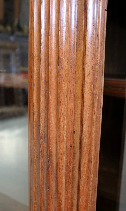 APARADOR ESTILO RENACIMIENTO