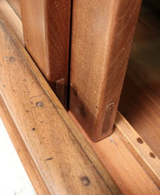 APARADOR ESTILO RENACIMIENTO