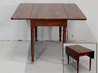 MESA DE HOJAS GOTA DE PERIODO DE LOUIS PHILIPPE