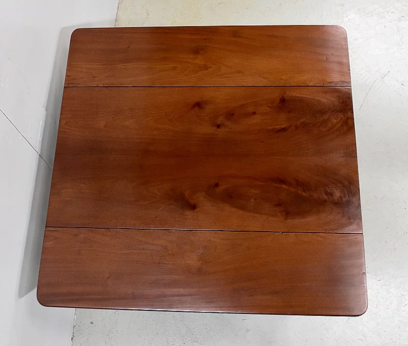 MESA DE HOJAS GOTA DE PERIODO DE LOUIS PHILIPPE