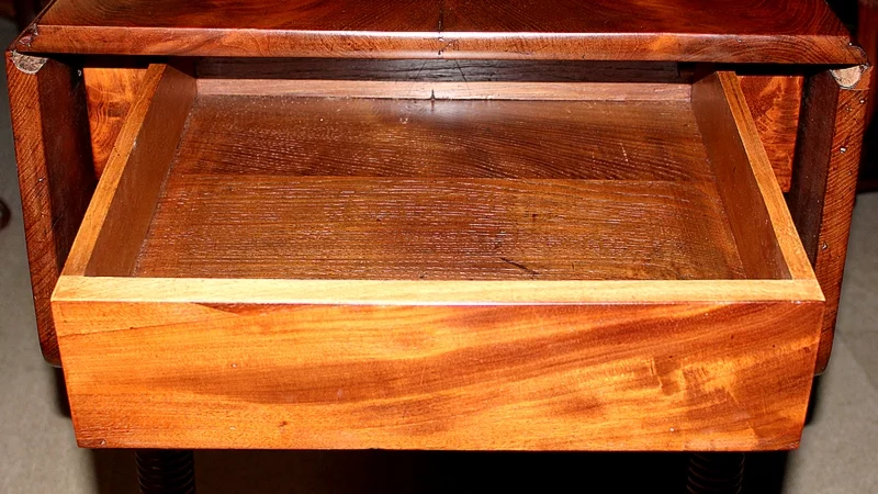 MESA DE HOJAS GOTA DE PERIODO DE LOUIS PHILIPPE