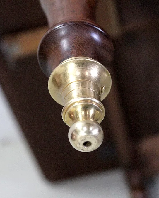 MESA DE HOJAS GOTA DE PERIODO DE LOUIS PHILIPPE