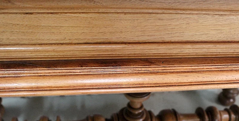 MESA DE ESCRITURA ESTILO LOUIS XIII