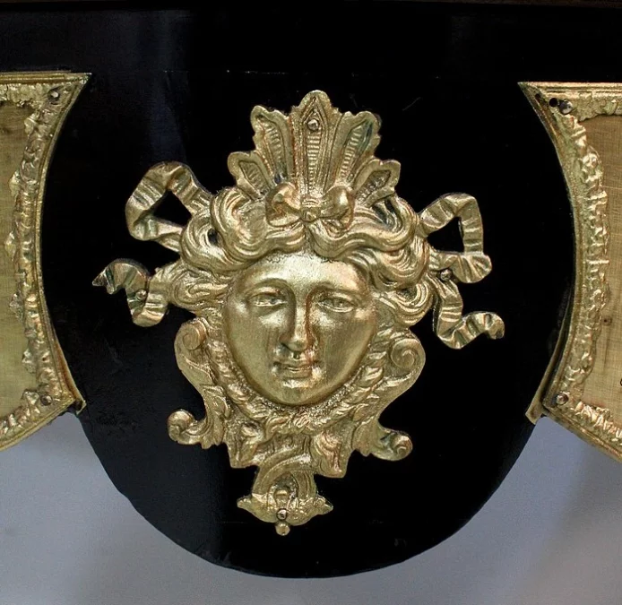 Table de Jeux en Marqueterie « Boulle », époque Napoléon III – Milieu XIXe