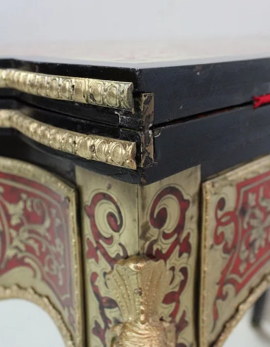 Table de Jeux en Marqueterie « Boulle », époque Napoléon III – Milieu XIXe