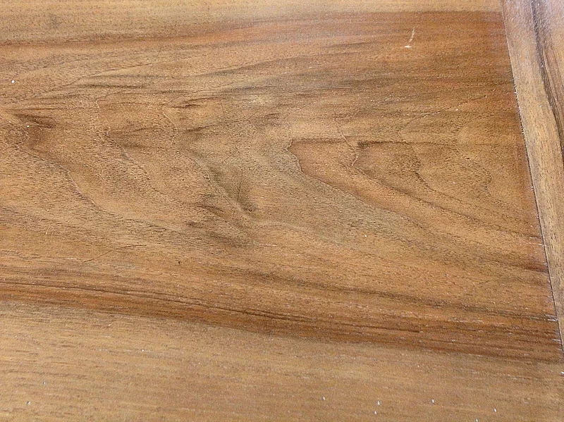 MESA DE ESCRITURA DE NOGAL