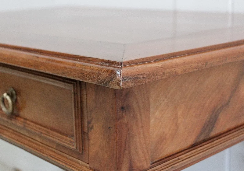 MESA DE ESCRITURA DE NOGAL