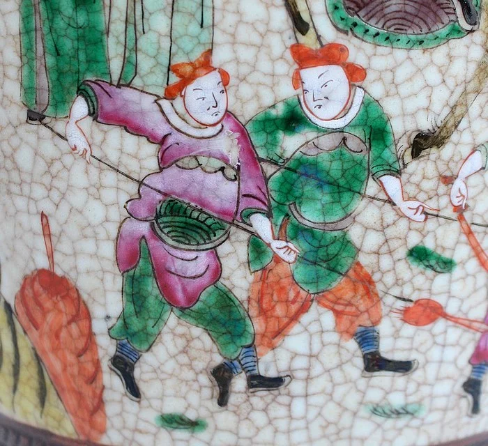 Grand Vase Balustre, en Porcelaine de Canton Craquelée, Chine – XIXe