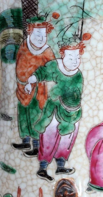 Grand Vase Balustre, en Porcelaine de Canton Craquelée, Chine – XIXe