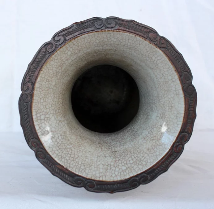 Grand Vase Balustre, en Porcelaine de Canton Craquelée, Chine – XIXe