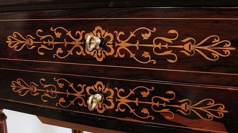 TAVOLO DI LAVORO PERIODO CHARLES X