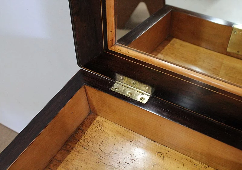 TAVOLO DI LAVORO PERIODO CHARLES X