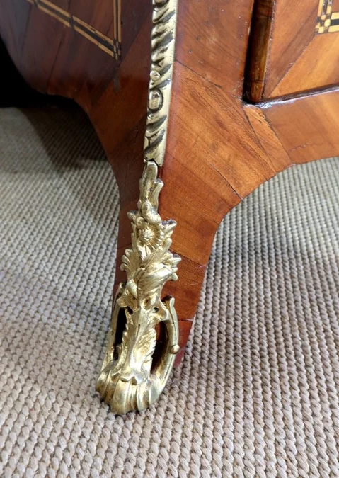 Cofre francés del siglo xviii