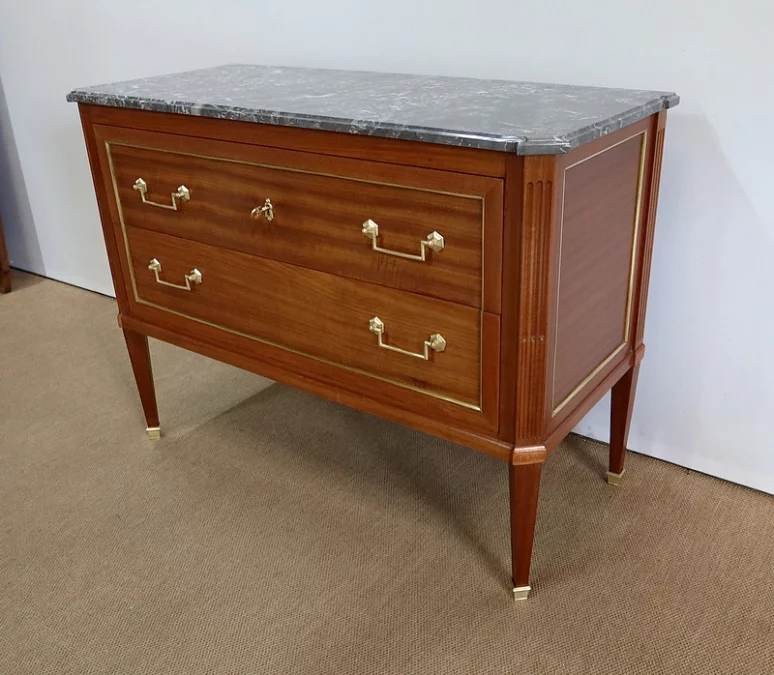 KOMMODE IM LOUIS XVI-STIL