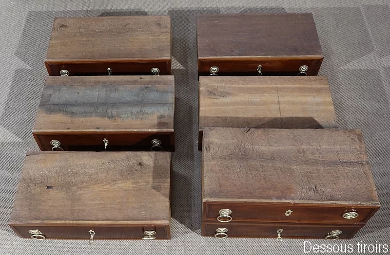 KOMMODE AUS DER LOUIS XVI-ZEIT