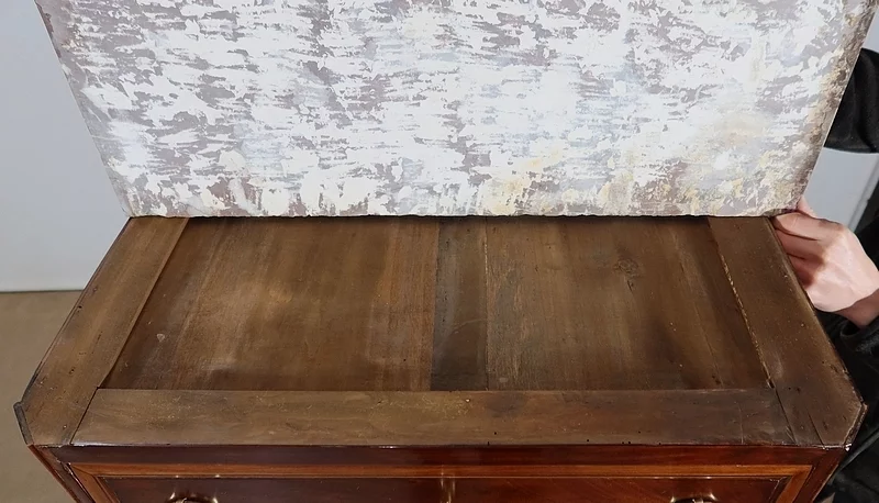 KOMMODE AUS DER LOUIS XVI-ZEIT