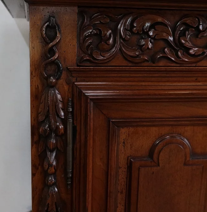 BUFFET DE ESTILO RENACIMIENTO