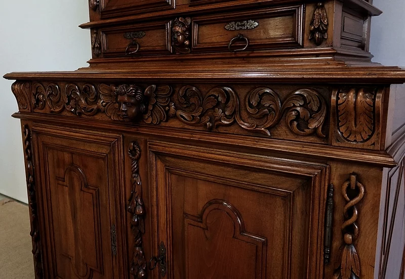 BUFFET DE ESTILO RENACIMIENTO