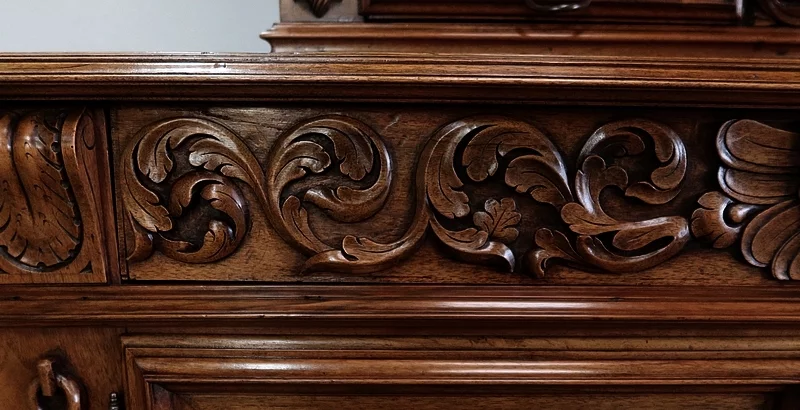 BUFFET DE ESTILO RENACIMIENTO