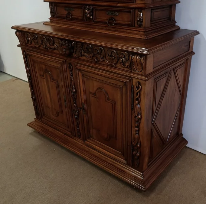 BUFFET DE ESTILO RENACIMIENTO