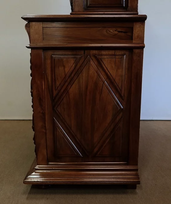 BUFFET DE ESTILO RENACIMIENTO