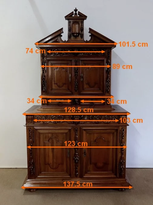 BUFFET DE ESTILO RENACIMIENTO