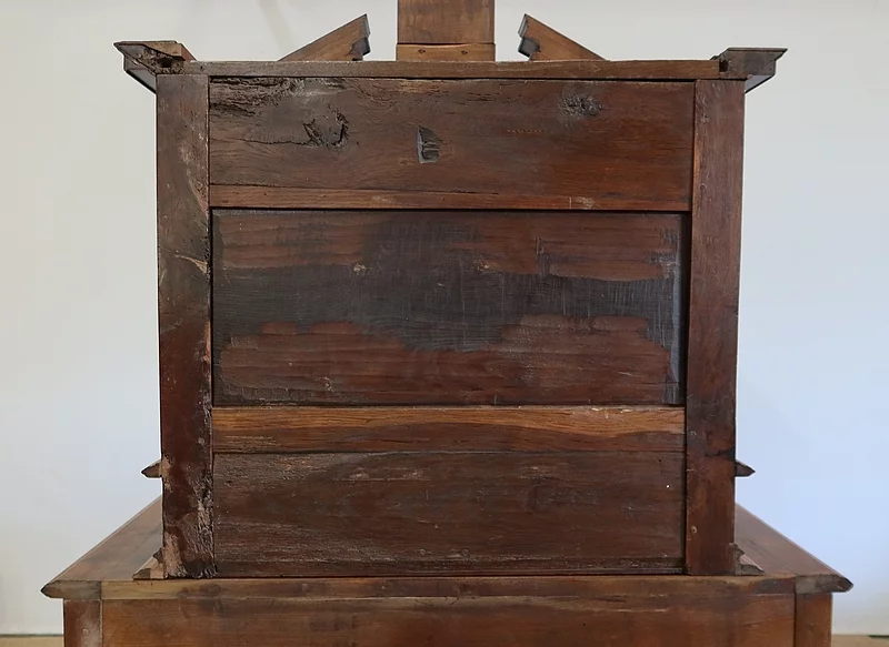 BUFFET DE ESTILO RENACIMIENTO