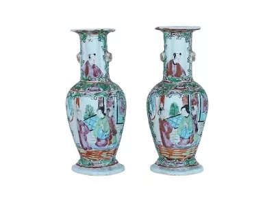 Petits vases balustre en Porcelaine de Canton - XIXe