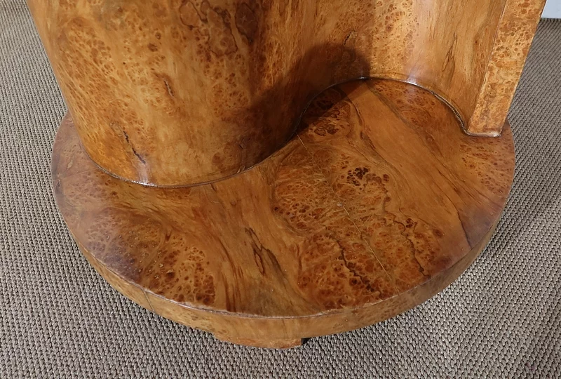 MESA OCASIONAL DE LA ÉPOCA ART DECO