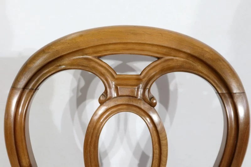 Suite de 5 chaises en Noyer massif, goût Louis XV, époque Napoléon III - Milieu XIXe