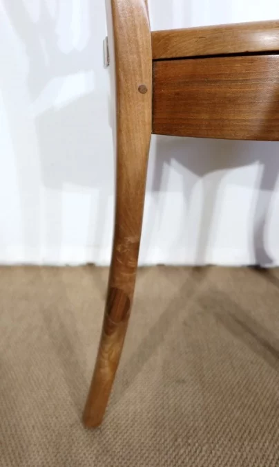 Suite de 5 chaises en Noyer massif, goût Louis XV, époque Napoléon III - Milieu XIXe