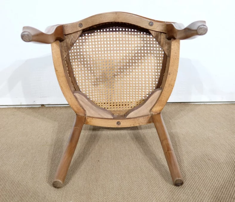 Suite de 5 chaises en Noyer massif, goût Louis XV, époque Napoléon III - Milieu XIXe