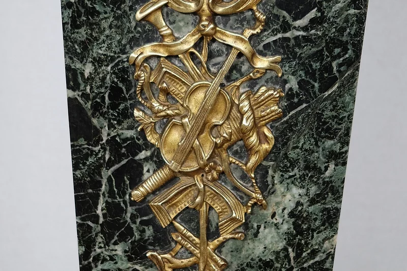 ПОДСТАВКА В СТИЛЕ ЛЮДОВИКА XVI