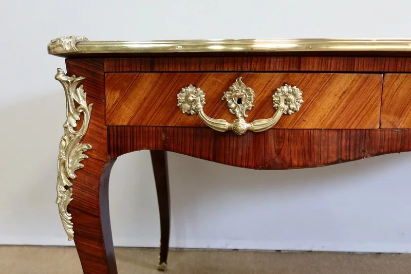 ESCRITORIO ESTILO LUIS XV