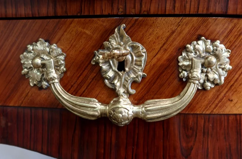 ESCRITORIO ESTILO LUIS XV