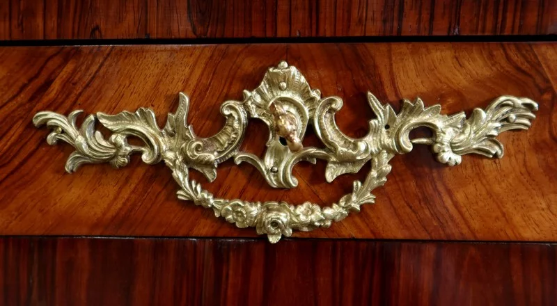 ESCRITORIO ESTILO LUIS XV