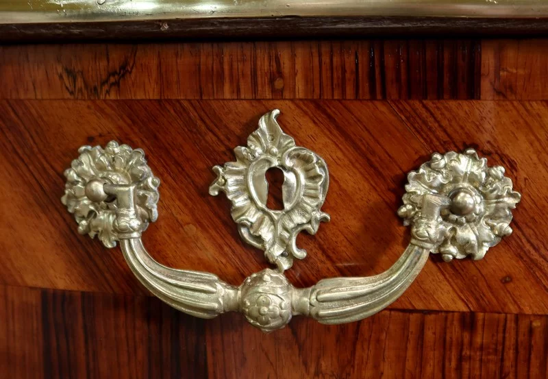 ESCRITORIO ESTILO LUIS XV