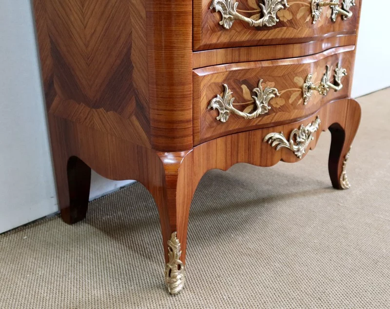 KOMMODE IM LOUIS XV-STIL