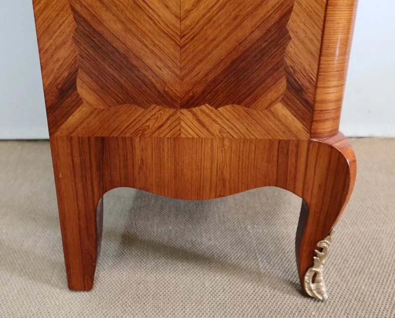 KOMMODE IM LOUIS XV-STIL